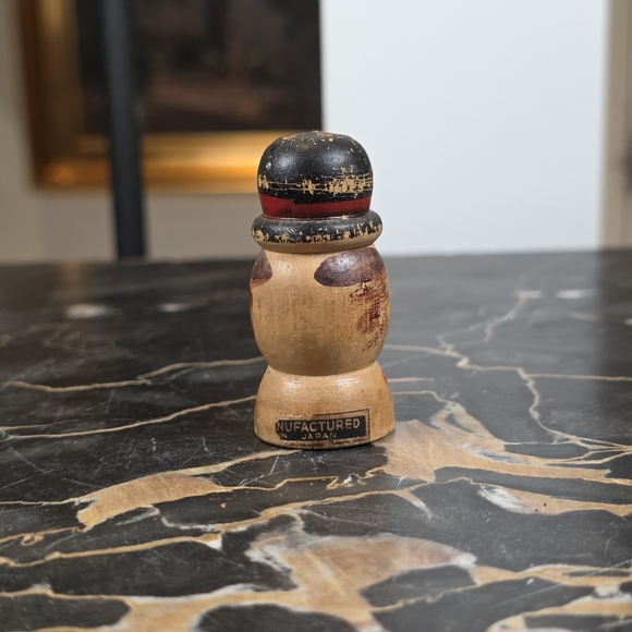 Vintage Figural Wood Man Single Salt Shaker w/ Bowler Hat Hand Painted Japan - Picture 4 of 10